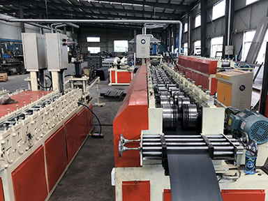 ���x���и�C